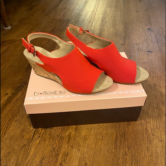 Holiday Getaway Cork Wedge 🔥Fire Engine Red sz 7 NWT - Picture 8 of 10